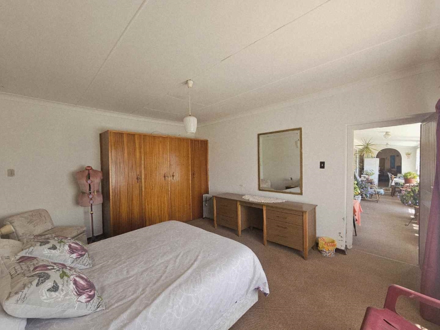 4 Bedroom Property for Sale in Ladybrand Free State